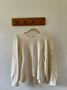 Le Lis Deux, Light Cream Embroidered Puff-Sleeve Top